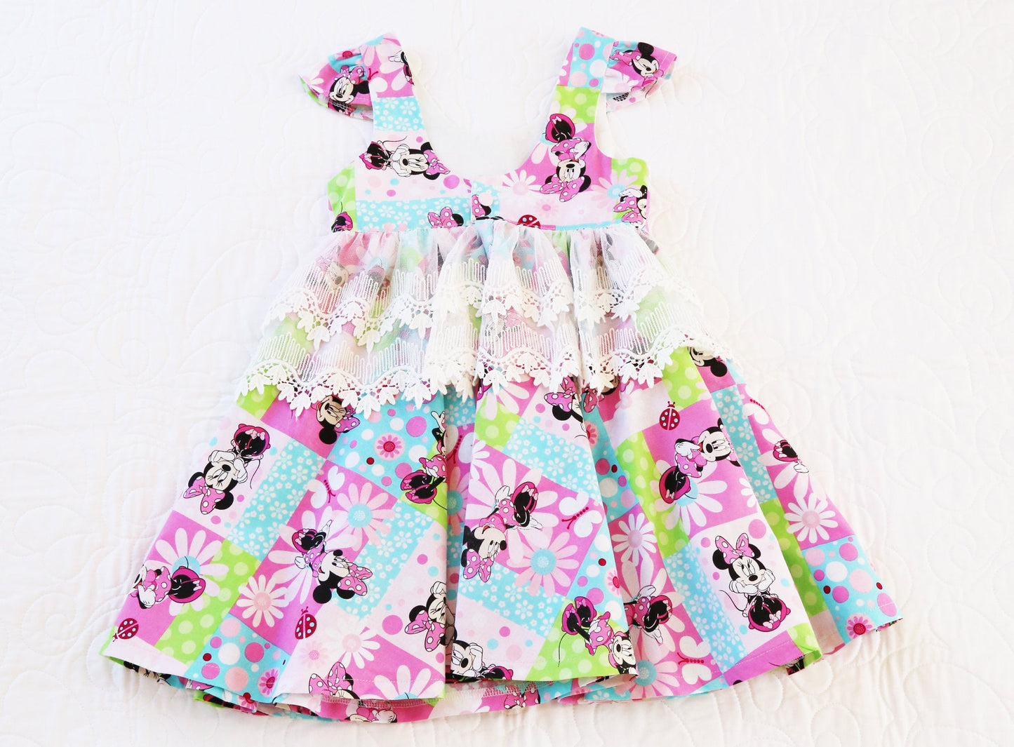 Dress - Capped Sleeves, Mouse and Daisies Fabric, Lace on Waistline