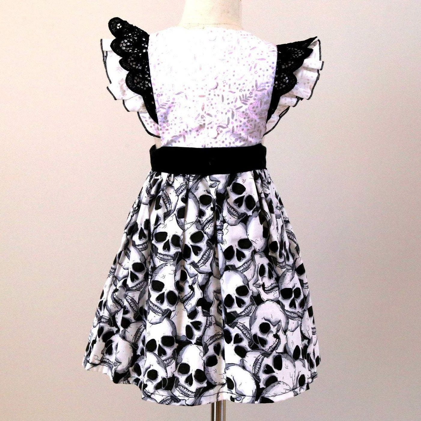 Dress - Halloween - Emma Polly Large Skulls Black & White with Black Lace